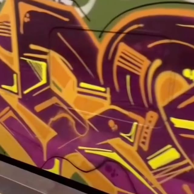 You still find us OUTSIDE 🚆🔥🔥👀 #underground #graffititrains...