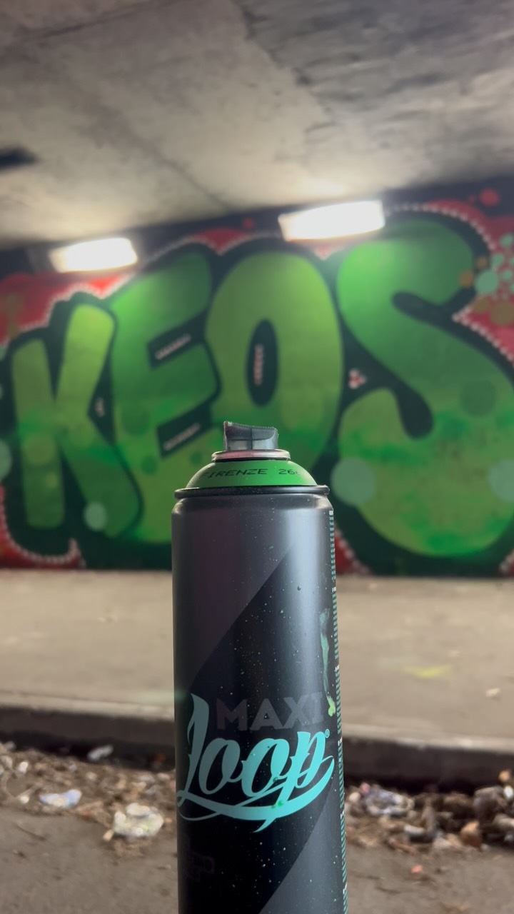 The BatCave, Northwest, UK 🟩🟩🟩🟩 Loop colors -...